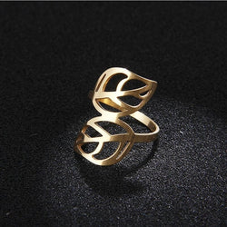 Double Leaf Ring